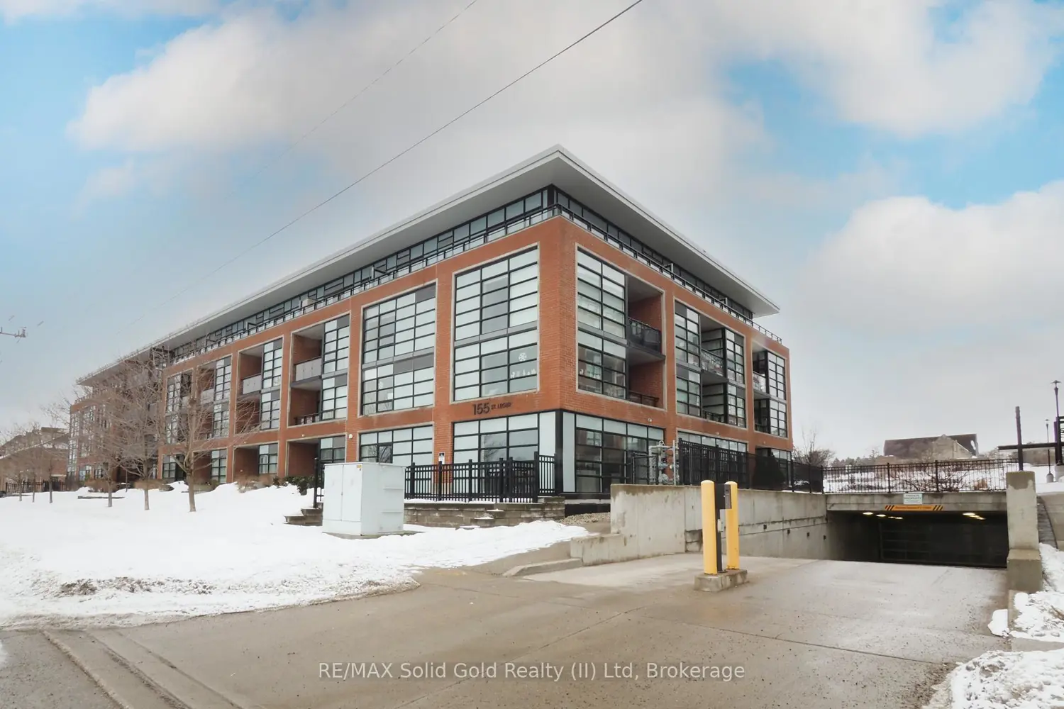 155 St Leger Street 206