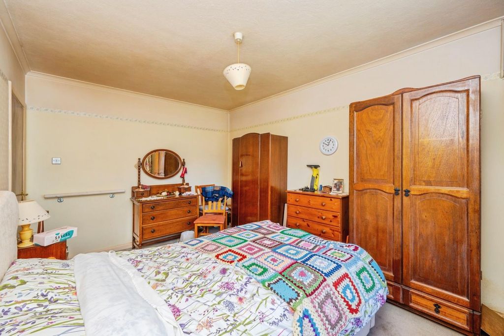 Additional image 9 of 3 bed detached bungalow for saleStephenson Close, Glascote, Tamworth B77
