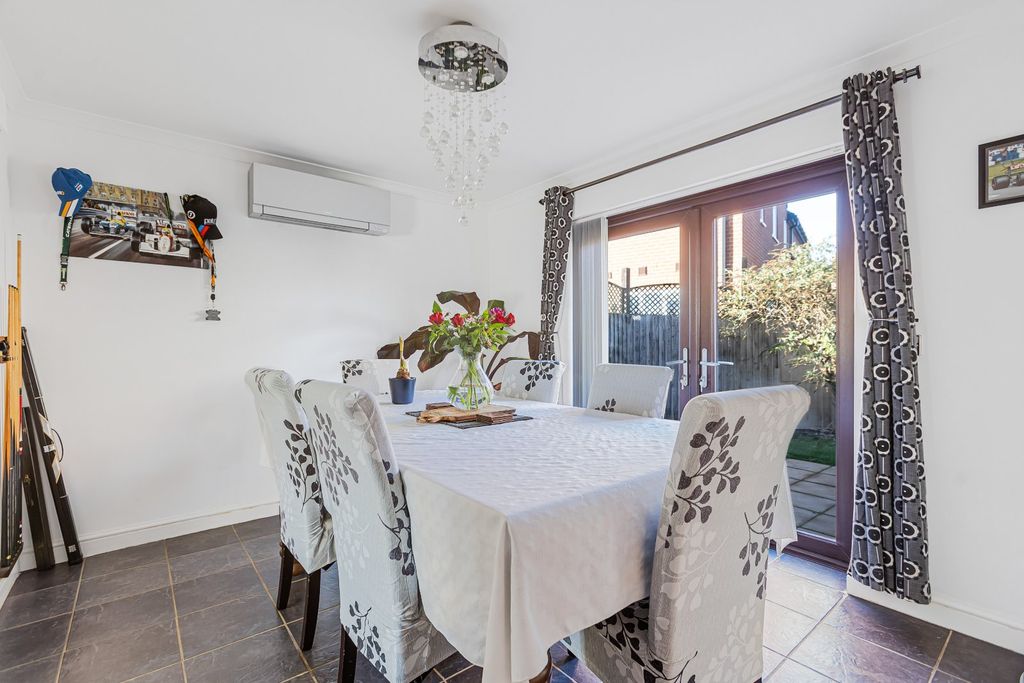 Additional image 6 of 4 bed detached house for saleThe Green, Dauntsey, Chippenham, Wiltshire SN15