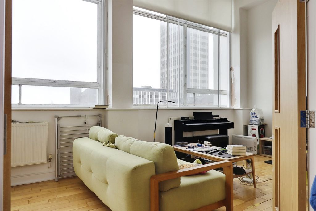 Additional image 2 of 2 bed flat for saleLee Street, Leicester LE1