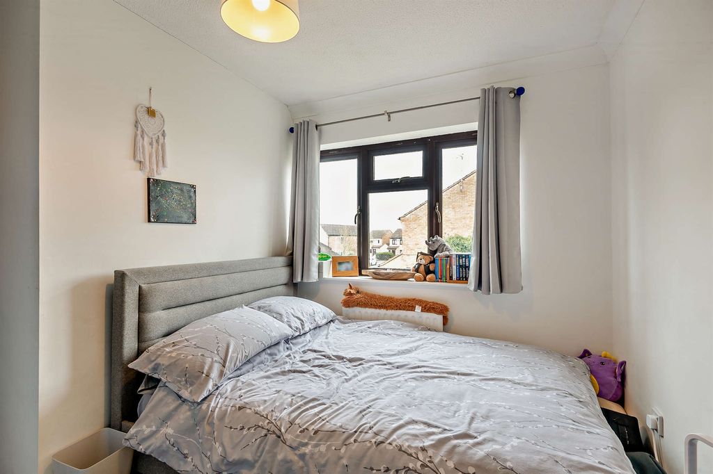 Additional image 9 of 4 bed semi-detached house for saleButtercup Close, Stamford PE9