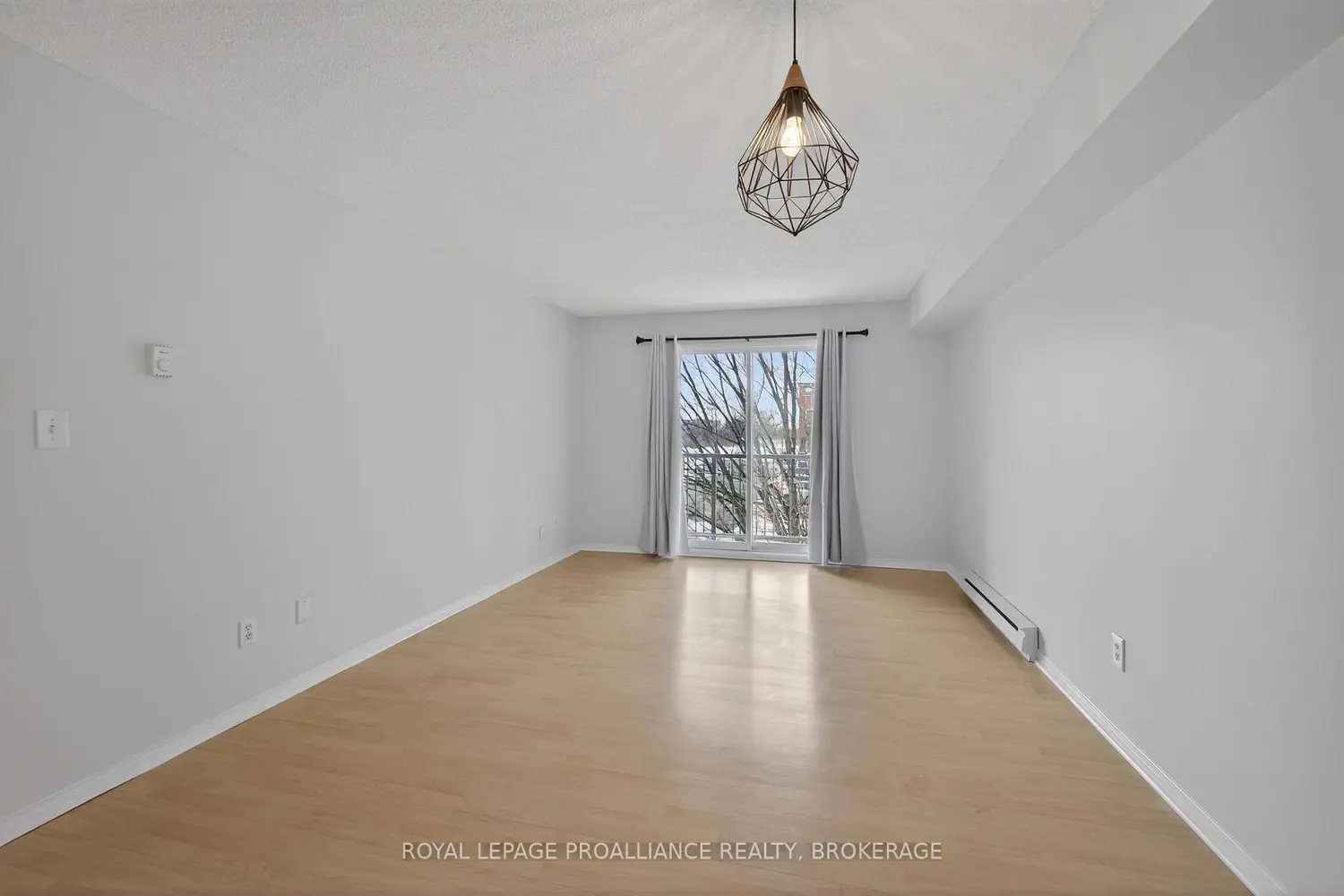 Additional image 6 of 310 Kingsdale Avenue 313