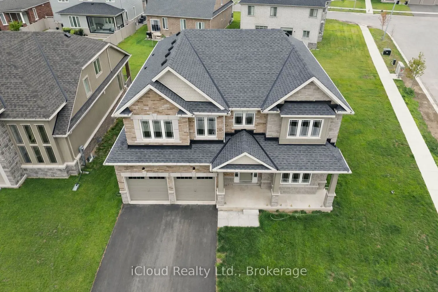 1645 Marina Drive photo 2