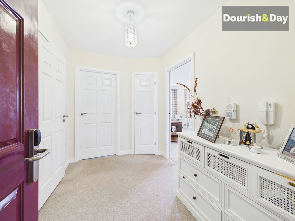 1 bed flat for saleTildesley Close, Penkridge ST19 photo 5
