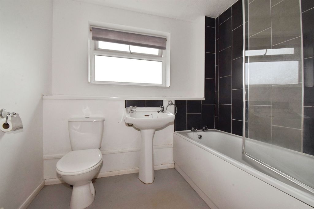 Additional image 22 of 3 bed semi-detached house for saleMalham Way, Oadby, Leicester LE2