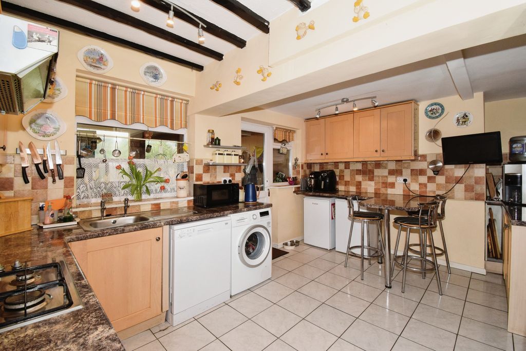 Additional image 3 of 3 bed semi-detached house for saleLambourne Road, Birstall, Leicester, Leicestershire LE4