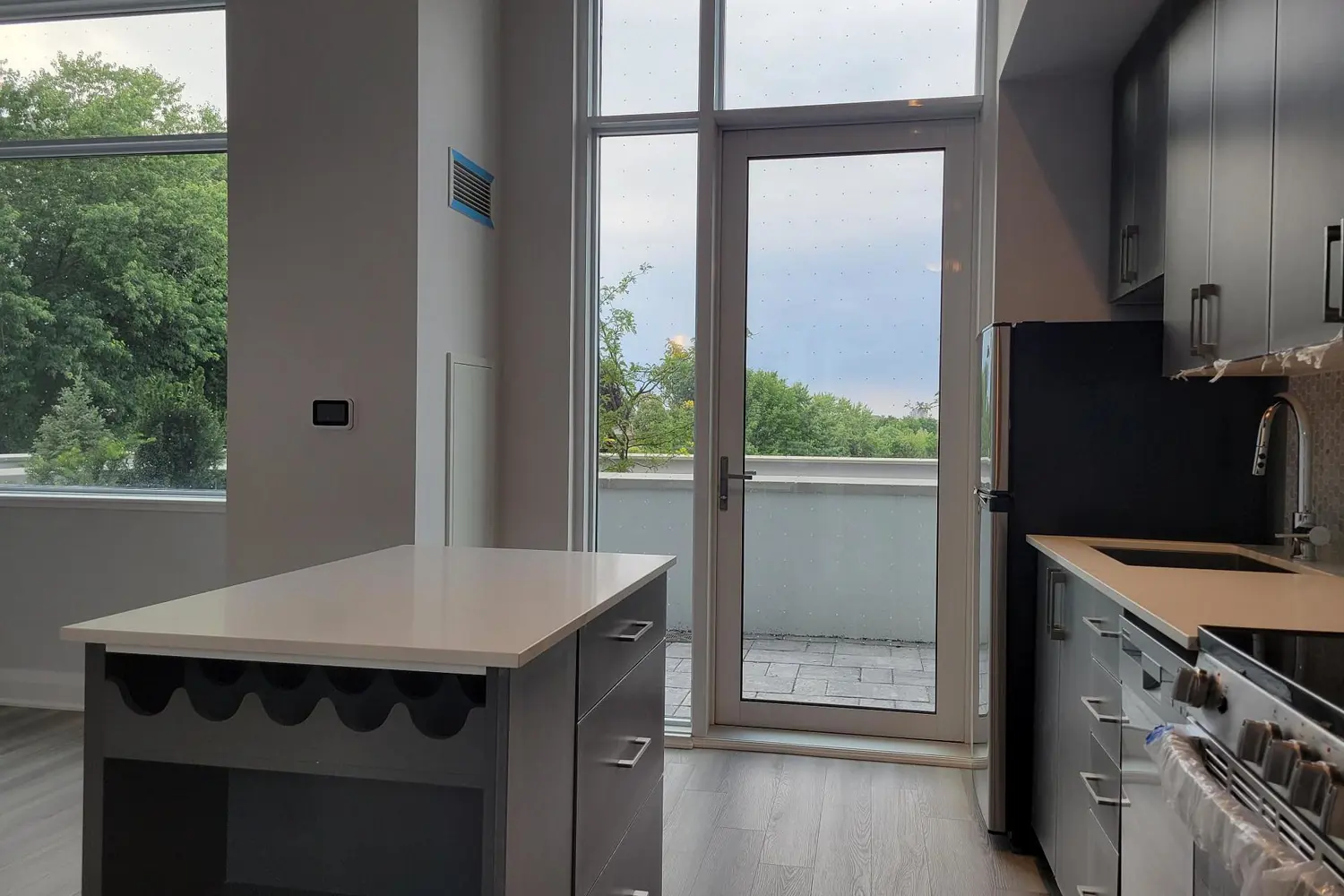 Additional image 6 of 3220 Sheppard Avenue 106