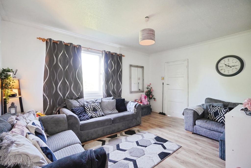 Additional image 7 of 3 bed semi-detached house for saleCumberland Road, Burton-On-Trent, Staffordshire DE15