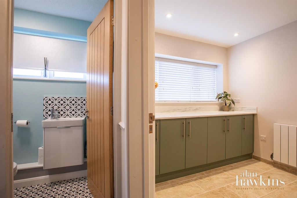 Additional image 10 of 4 bed detached house for saleNew Road, Royal Wootton Bassett SN4