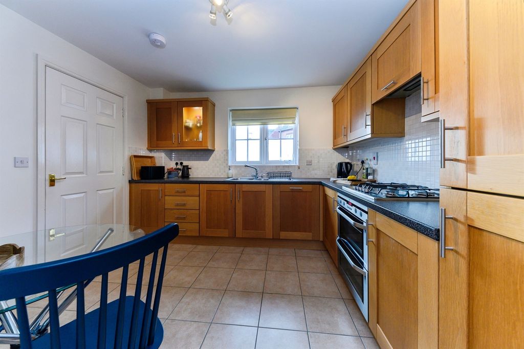 Additional image 4 of 5 bed detached house for saleLaughton Drive, Stamford PE9
