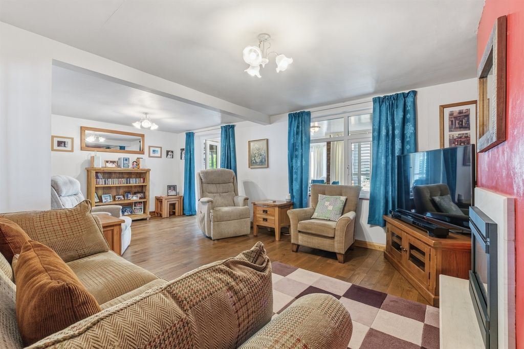 Additional image 9 of 4 bed terraced house for saleGlen Crescent, Stamford PE9