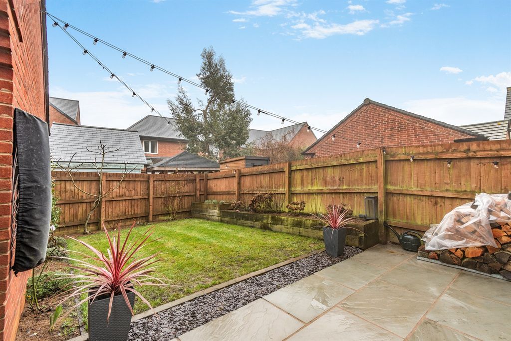 Additional image 5 of 3 bed semi-detached house for saleSouthwell Way, Uppingham, Oakham LE15