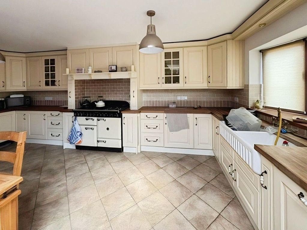 Additional image 3 of 4 bed detached house for saleStation Road, Earl Shilton, Leicester LE9