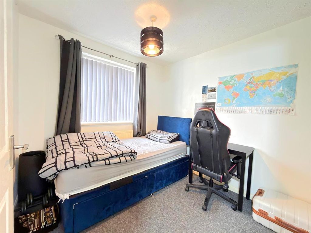 Additional image 10 of 3 bed town house for saleCranesbill Road, Hamilton, Leicester LE5