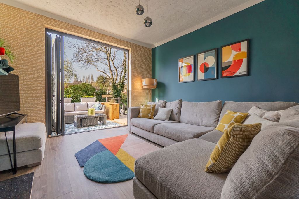 Additional image 6 of 3 bed semi-detached house for saleGroby Road, Leicester LE3