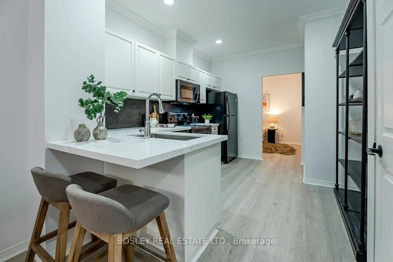 Additional image 10 of 600 Eglinton Avenue 110