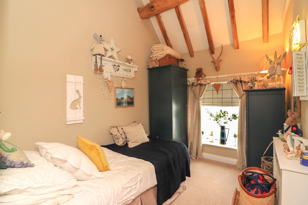 Additional image 22 of 3 bed barn conversion for saleWigginton, Tamworth B79