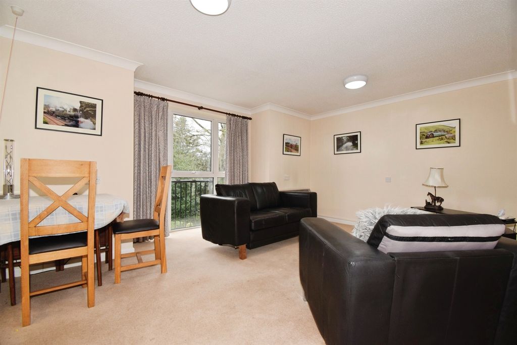 2 bed flat for saleLondon Road, Leicester LE2
