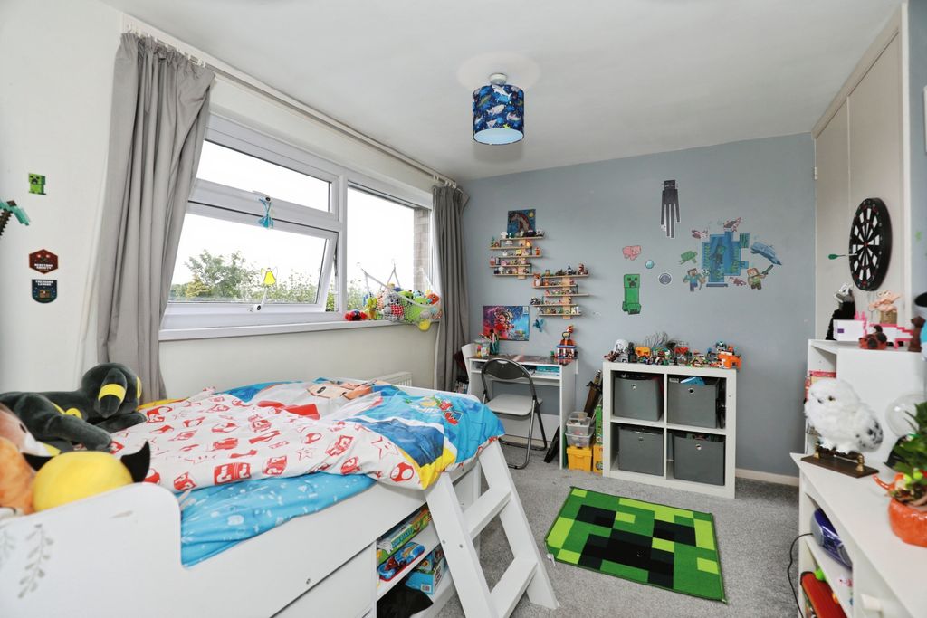 Additional image 12 of 3 bed semi-detached house for saleRochford Close, Leek ST13