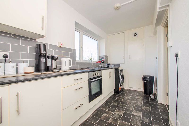 2 bed flat for saleRidware House, Hobs Road, Lichfield WS13 photo 4
