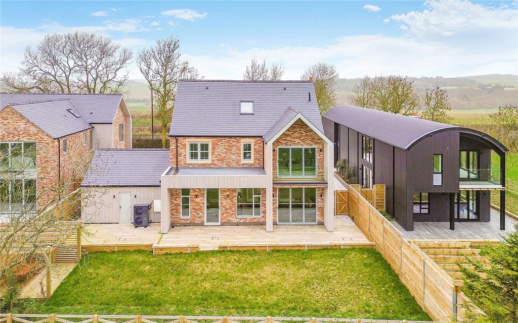 Additional image 22 of 5 bed detached house for saleBerry Thorpe Farm, Waltham Road, Thorpe Arnold, Melton Mowbray LE14