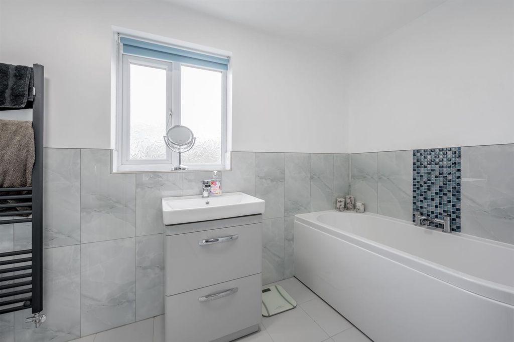 Additional image 21 of 5 bed detached house for saleOaklands, Wombourne WV5