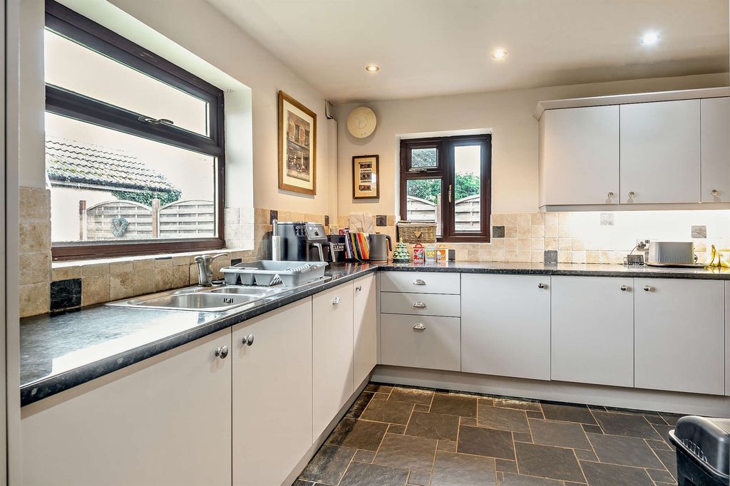 Additional image 4 of 4 bed semi-detached house for saleButtercup Close, Stamford PE9