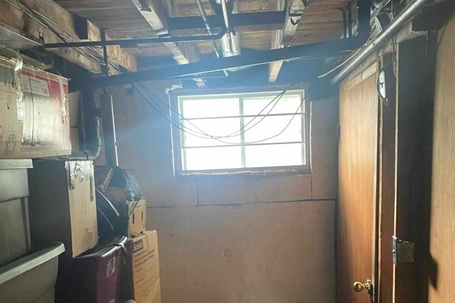 Additional image 8 of 812 Chelsea Crescent
