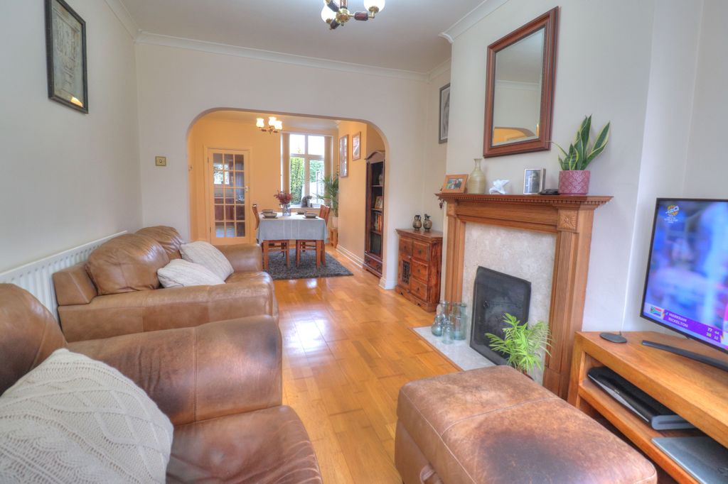 Additional image 5 of 3 bed town house for saleHuntingdon Road, Leicester LE4