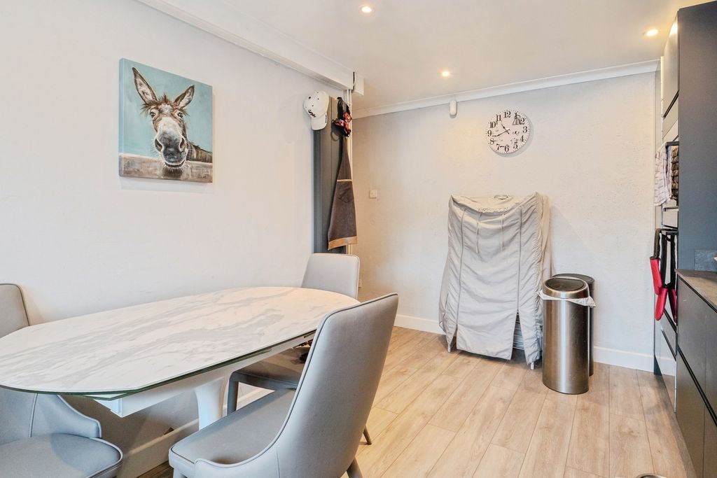 Additional image 6 of 3 bed semi-detached house for saleDeighton Way, Loughborough, Leicestershire LE11