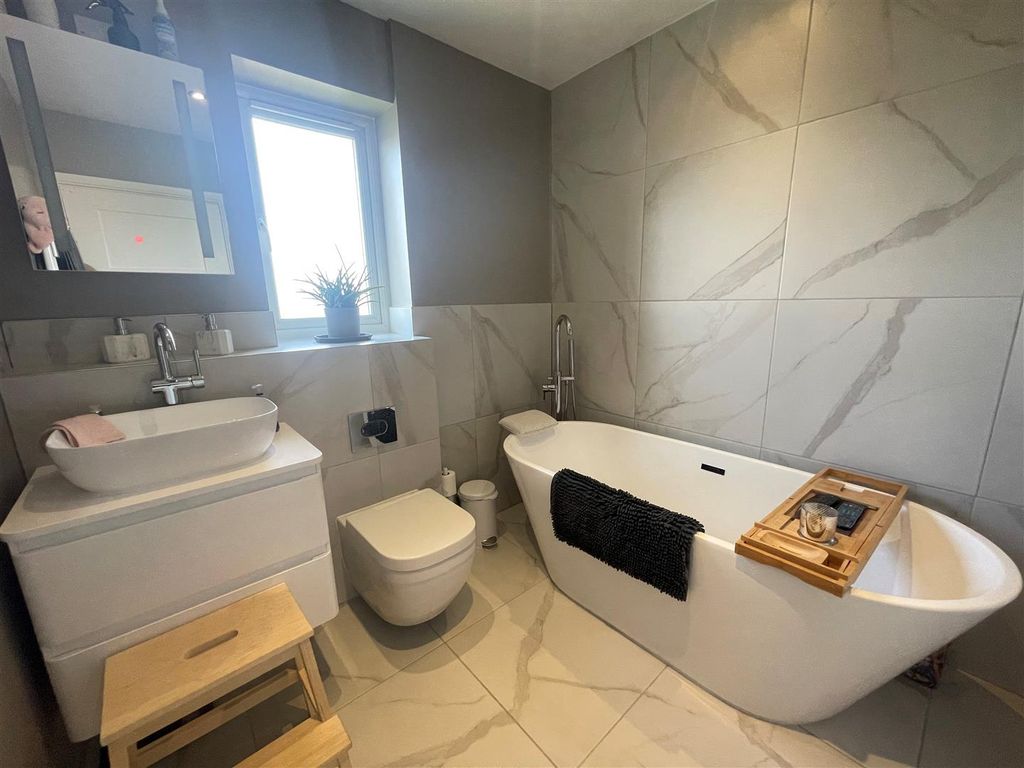 Additional image 22 of 4 bed detached house for saleWebbington Road, Pewsham, Chippenham SN15
