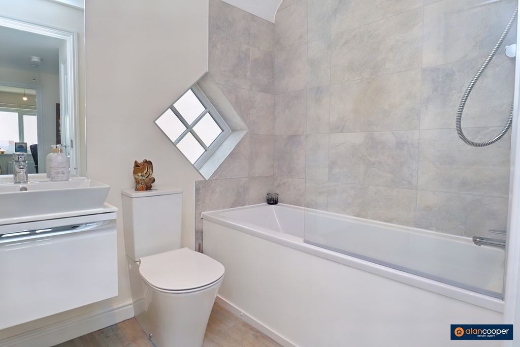 Additional image 18 of 3 bed semi-detached house for saleRoman Avenue, Heritage Fields, Nuneaton CV11