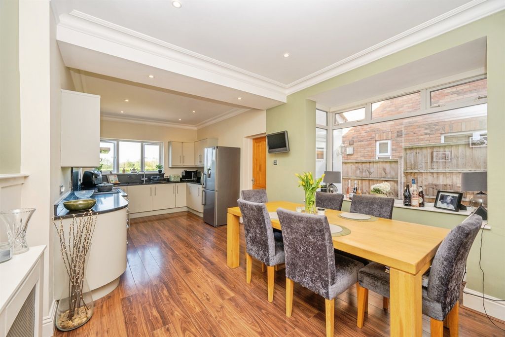 Additional image 8 of 4 bed semi-detached house for saleCourt Drive, Lichfield WS14