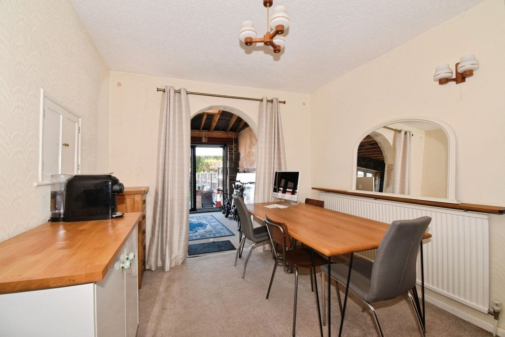 Additional image 14 of 3 bed semi-detached house for saleMere Road, Wigston, Leicestershire LE18