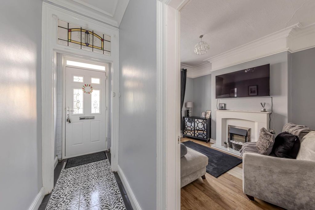 Additional image 2 of 2 bed semi-detached house for saleKing Street, Newcastle Under Lyme ST5