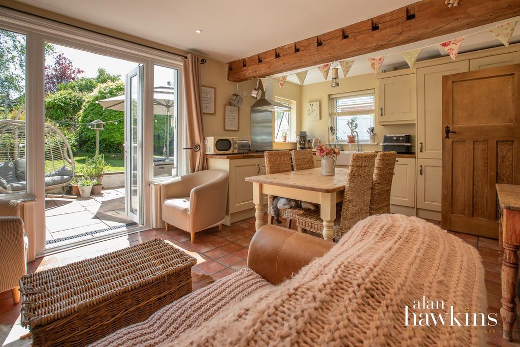 Additional image 2 of 3 bed semi-detached house for saleNore Marsh Road, Royal Wootton Bassett SN4