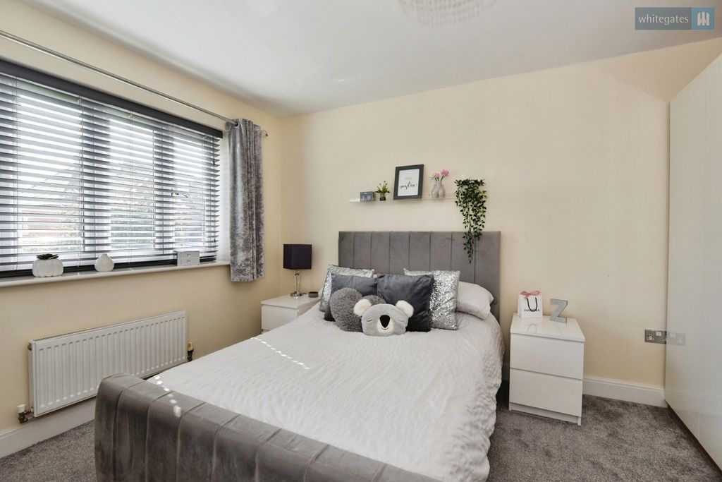 Additional image 13 of 7 bed detached house for saleHampstead Drive, Weston, Crewe, Cheshire CW2