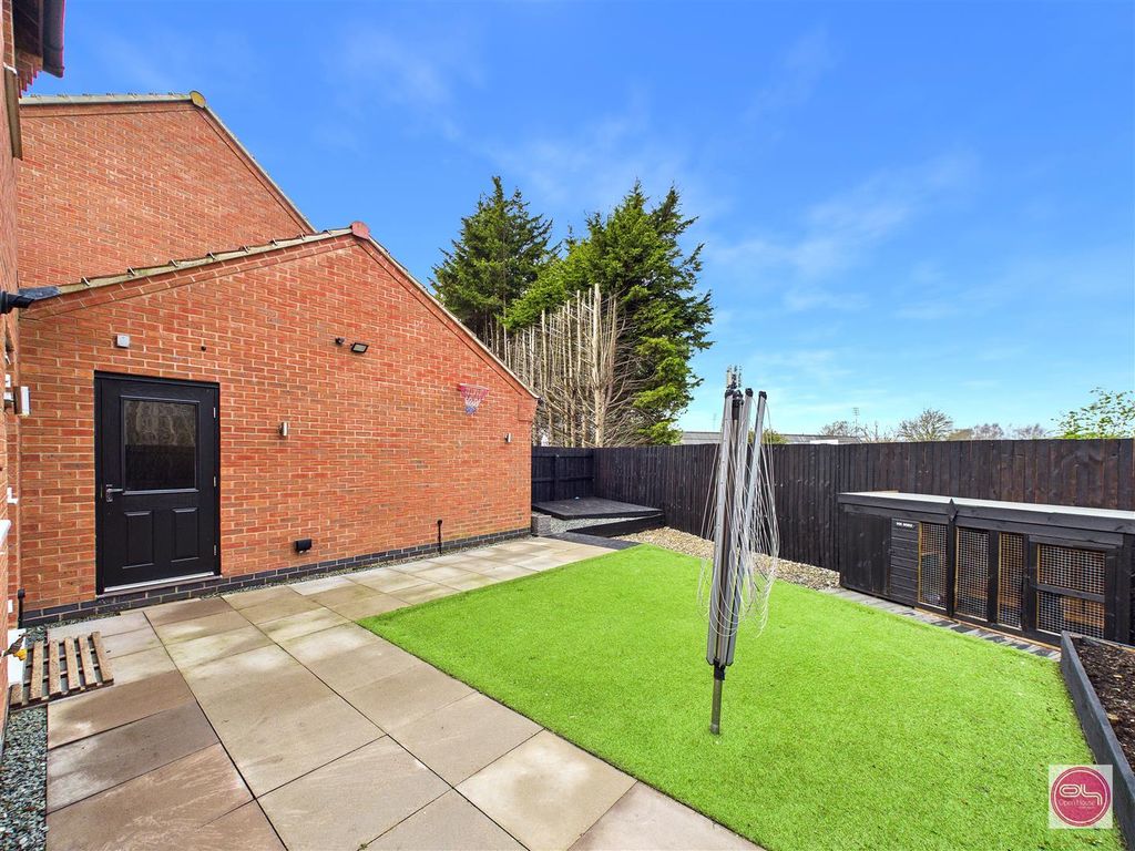 Additional image 25 of 3 bed detached house for saleCascade Close, Burton-On-Trent DE14