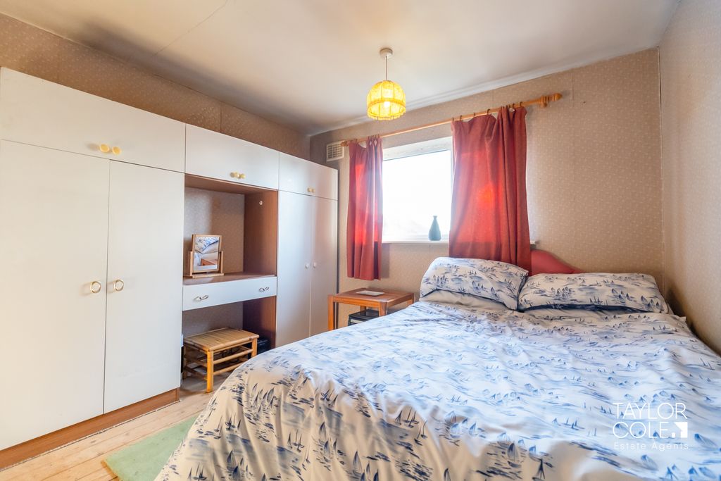 Additional image 13 of 3 bed terraced house for saleManor Road, Mile Oak, Tamworth B78