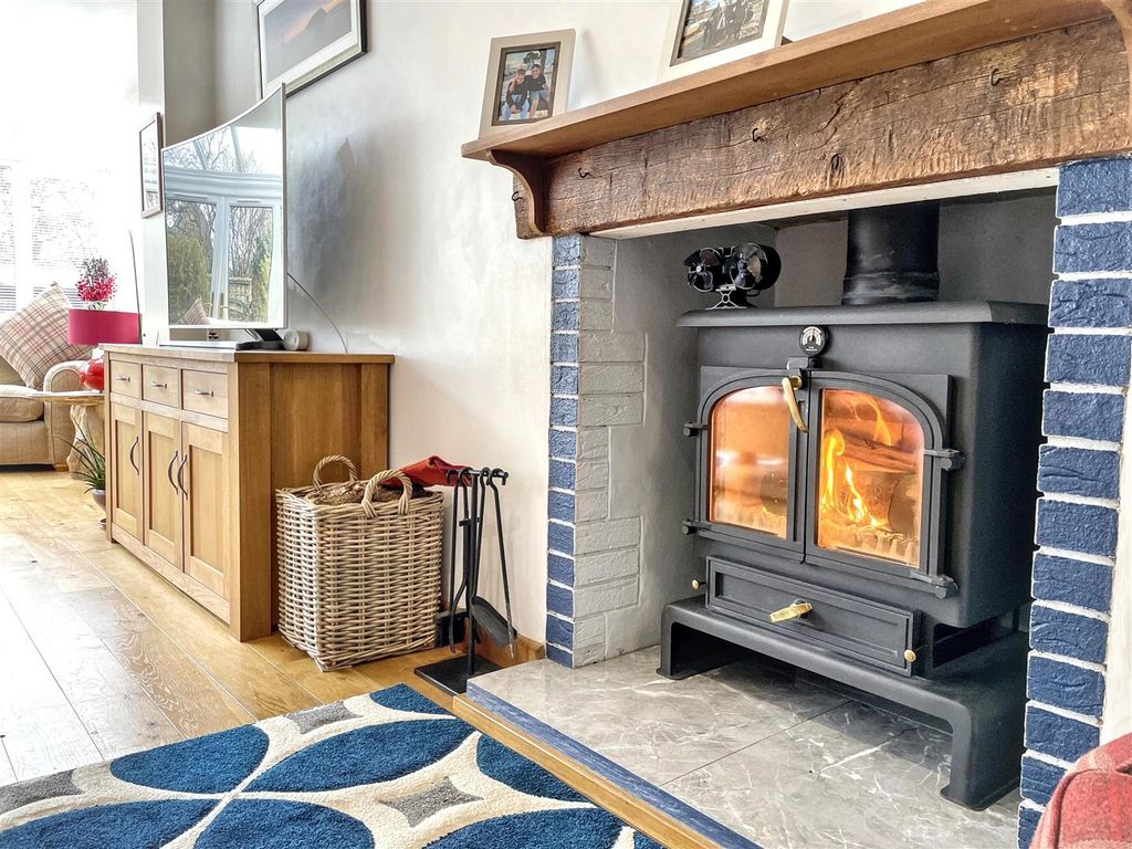Additional image 3 of 4 bed chalet for salePorters Lane, Easton On The Hill, Stamford PE9