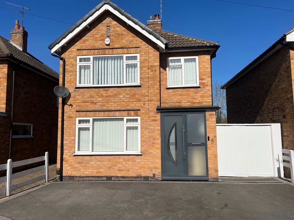3 bed detached house for saleWoodcroft Avenue, Leicester LE2
