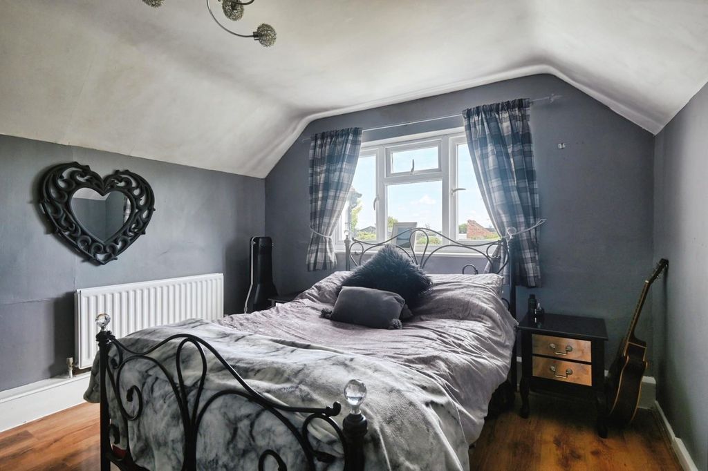 Additional image 13 of 3 bed cottage for saleMain Road, Wigginton, Tamworth B79
