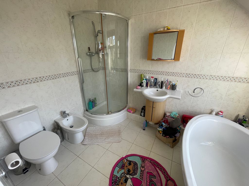Additional image 12 of 5 bed detached house for saleGrange Lane, Thurnby LE7