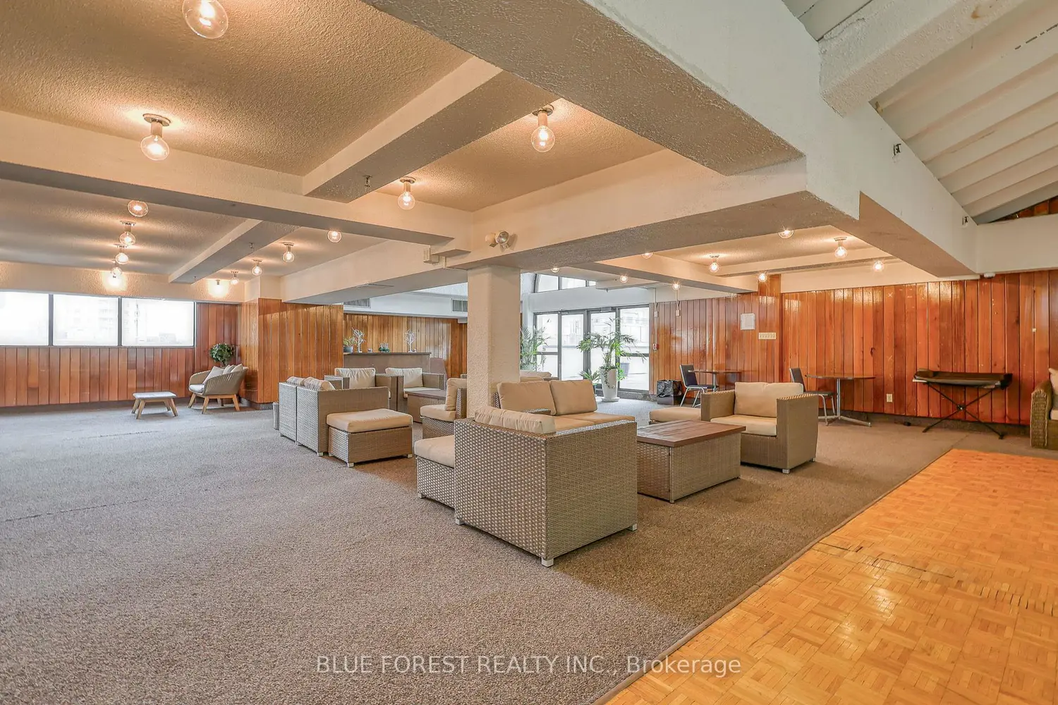 Additional image 12 of 389 Dundas Street 1705