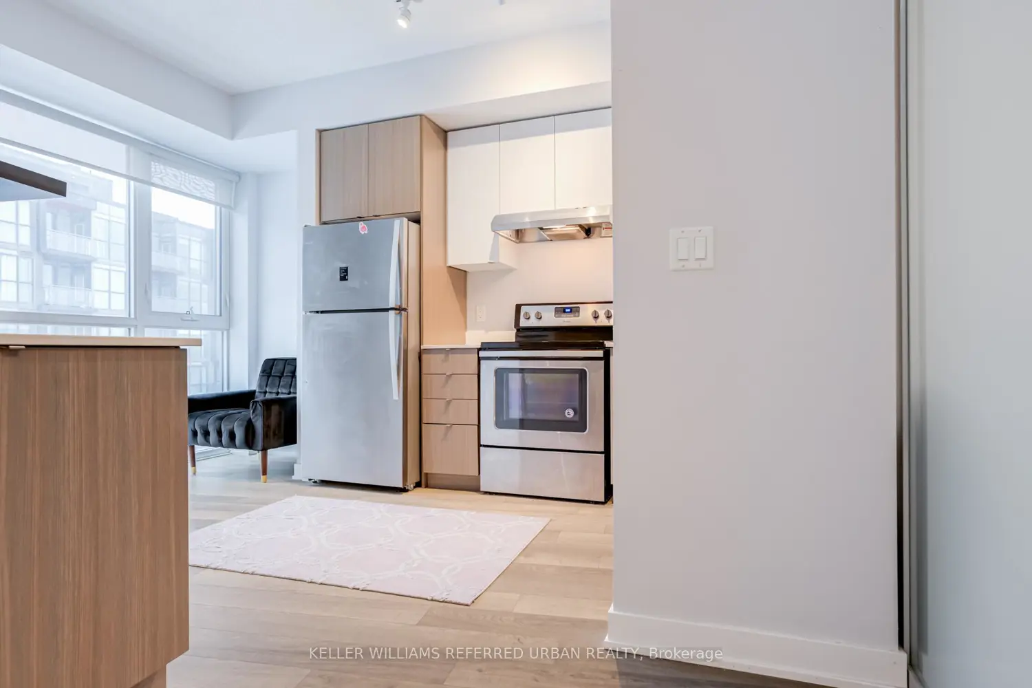 Additional image 7 of 5260 Dundas Street C401