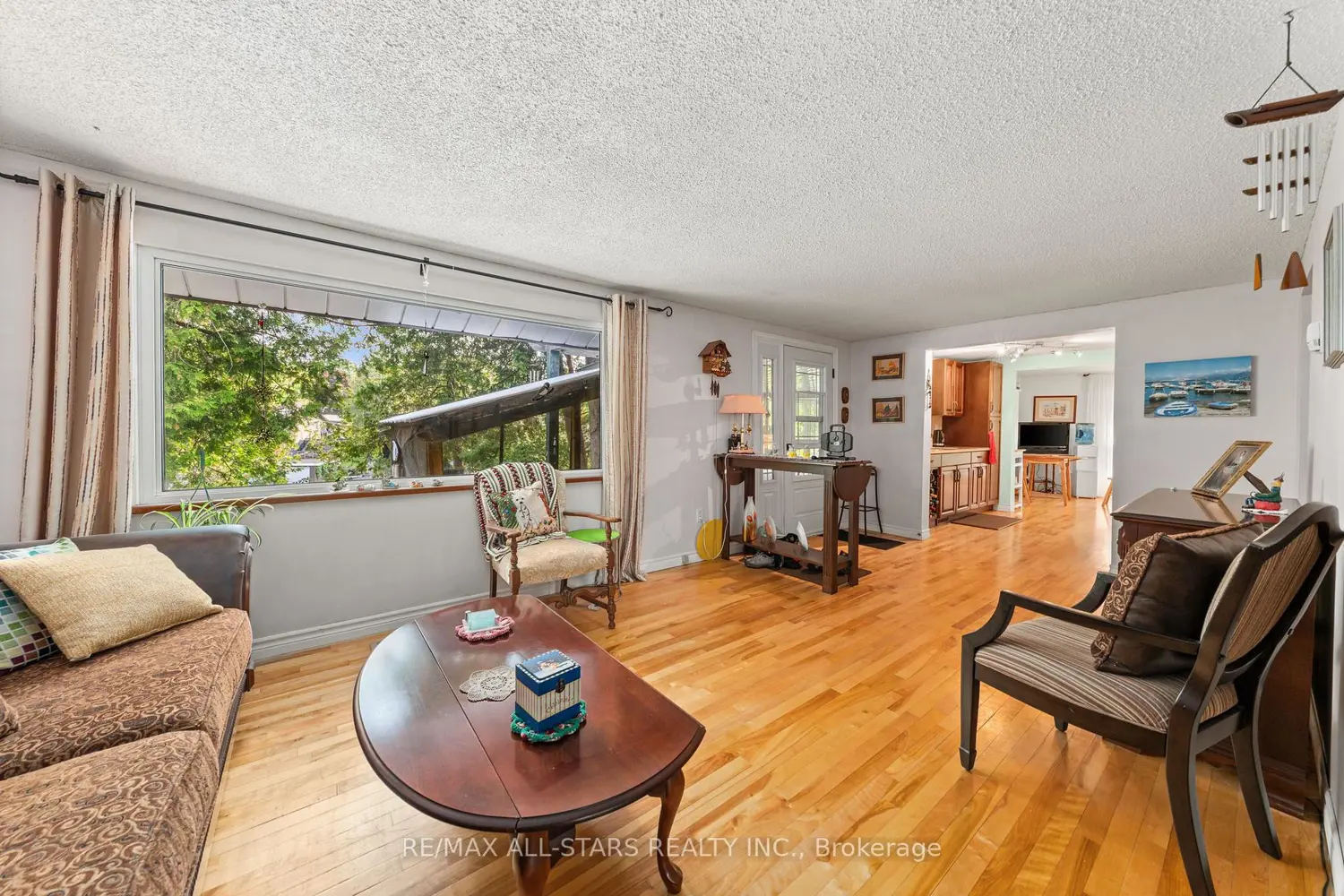 Additional image 4 of 14 Wychwood Drive