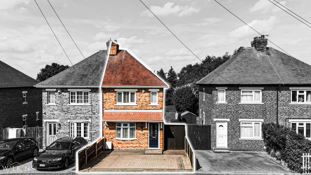 2 bed semi-detached house for saleBailey Avenue, Hockley, Tamworth, Staffordshire B77