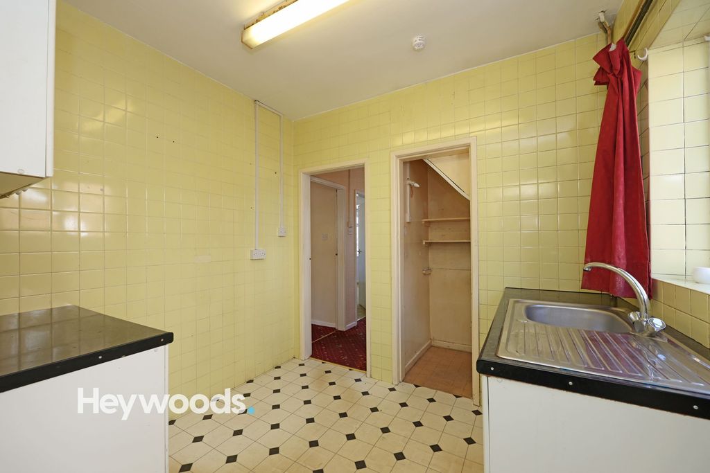 Additional image 8 of 3 bed semi-detached house for saleChester Crescent, Westlands, Newcastle Under Lyme ST5