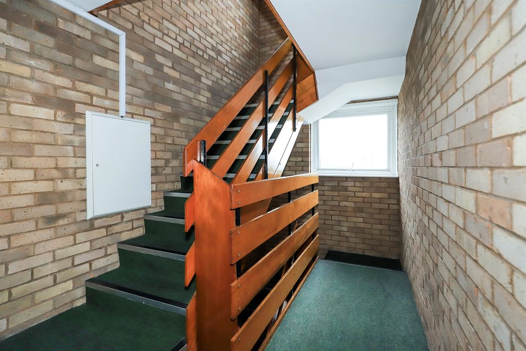 Additional image 8 of 1 bed flat for saleHigh Meadows, Compton, Wolverhampton WV6