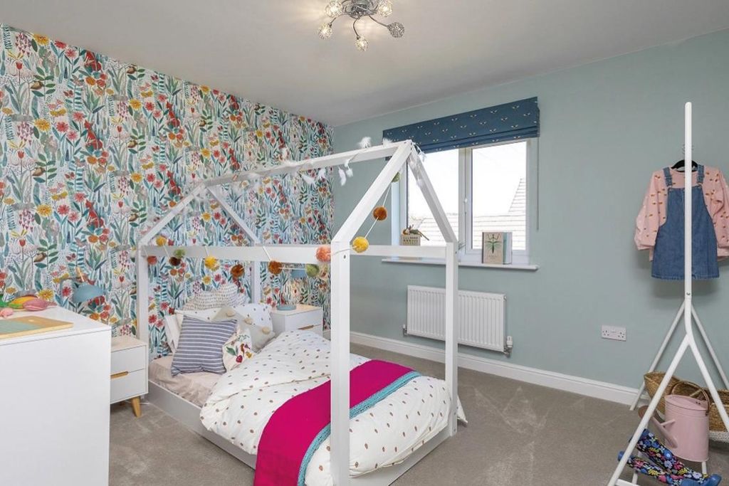 Additional image 5 of 4 bed semi-detached house for sale"Birchwood" at Dovecote Road, Ashton Green, Leicester LE4